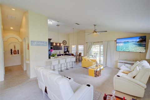 House in Davenport, Florida 3 bedrooms, 161.19 sq.m. № 1780520 - photo 16