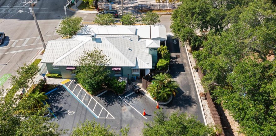Immobilier commercial à Fort Lauderdale, Floride № 2268031