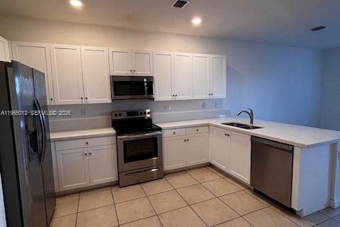 Adosado en alquiler en Homestead, Florida, 4 dormitorios, 175.31 m2 № 2026358 - foto 9