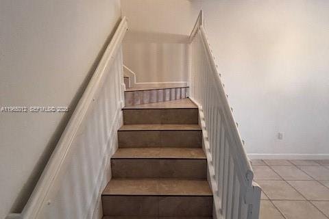 Adosado en alquiler en Homestead, Florida, 4 dormitorios, 175.31 m2 № 2026358 - foto 17