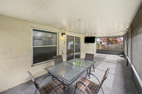 House in Cocoa, Florida 3 bedrooms, 112.6 sq.m. № 2284463 - photo 25