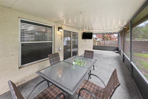 House in Cocoa, Florida 3 bedrooms, 112.6 sq.m. № 2284463 - photo 27