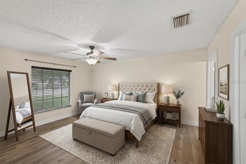 House in Cocoa, Florida 3 bedrooms, 112.6 sq.m. № 2284463 - photo 12