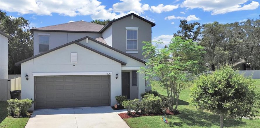 House in Hudson, Florida 5 bedrooms, 221.94 sq.m. № 1911688