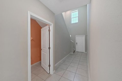House in Hudson, Florida 5 bedrooms, 221.94 sq.m. № 1911688 - photo 4