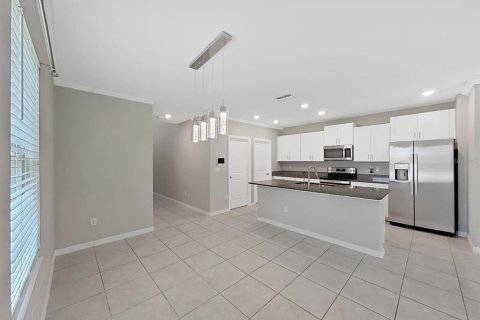 House in Hudson, Florida 5 bedrooms, 221.94 sq.m. № 1911688 - photo 9