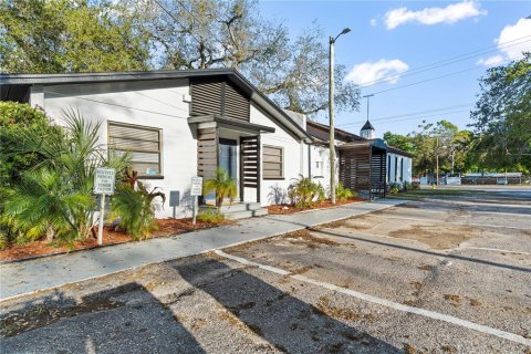Propiedad comercial en venta en Tampa, Florida, 285.58 m2 № 1718035 - foto 1