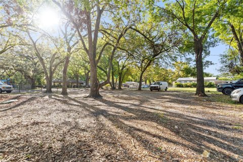Propiedad comercial en venta en Tampa, Florida, 285.58 m2 № 1718035 - foto 7