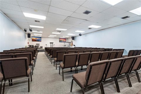 Propiedad comercial en venta en Tampa, Florida, 285.58 m2 № 1718035 - foto 23