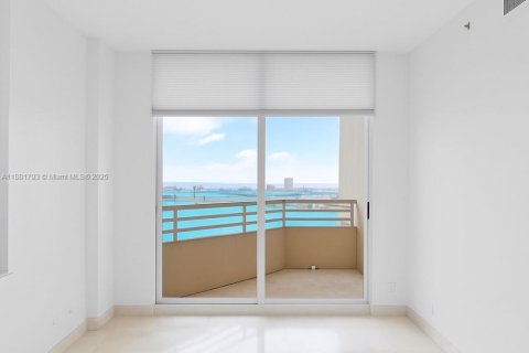 Снять в аренду кондоминиум в Майами, Флорида 2 спальни, 121.7м2, № 1924731 - фото 10