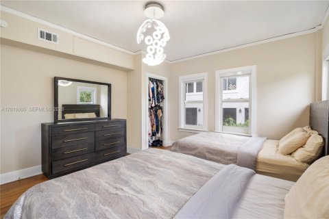 Condo in Miami Beach, Florida, 3 bedrooms  № 2075254 - photo 16