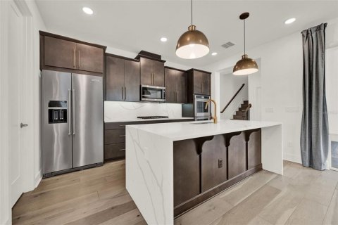 Townhouse in Celebration, Florida 3 bedrooms, 164.9 sq.m. № 1824881 - photo 8