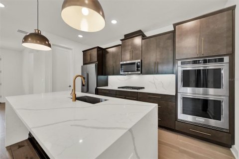 Townhouse in Celebration, Florida 3 bedrooms, 164.9 sq.m. № 1824881 - photo 7