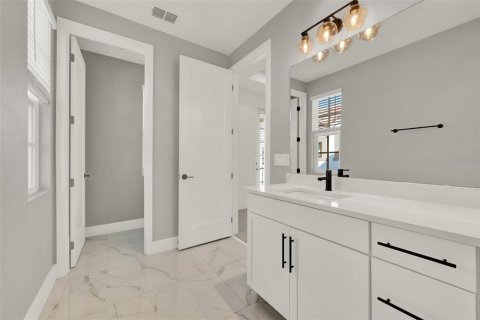 Townhouse in Celebration, Florida 3 bedrooms, 164.9 sq.m. № 1824881 - photo 20