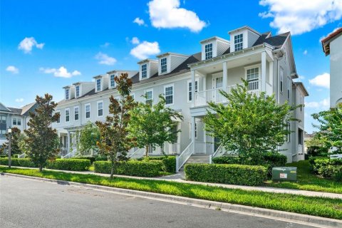 Townhouse in Celebration, Florida 3 bedrooms, 164.9 sq.m. № 1824881 - photo 2