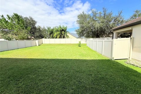 Villa ou maison à louer à Oviedo, Floride: 4 chambres, 269.23 m2 № 2425948 - photo 30