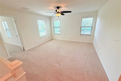 Villa ou maison à louer à Oviedo, Floride: 4 chambres, 269.23 m2 № 2425948 - photo 18