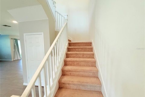 Villa ou maison à louer à Oviedo, Floride: 4 chambres, 269.23 m2 № 2425948 - photo 16