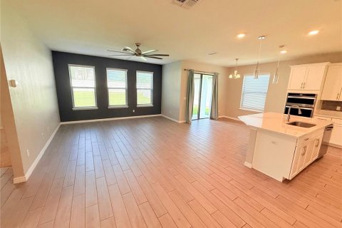 Villa ou maison à louer à Oviedo, Floride: 4 chambres, 269.23 m2 № 2425948 - photo 6