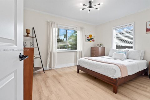 Villa ou maison à louer à Hollywood, Floride: 2 chambres, 105.63 m2 № 1944630 - photo 11