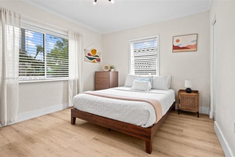 Villa ou maison à louer à Hollywood, Floride: 2 chambres, 105.63 m2 № 1944630 - photo 12