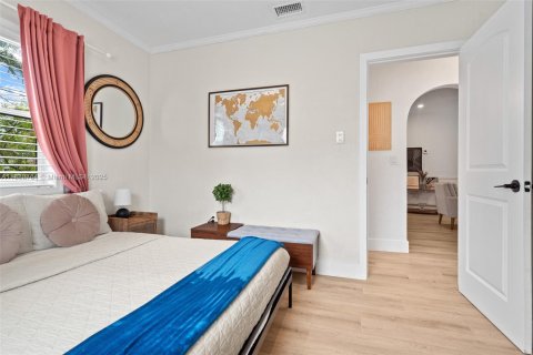 Villa ou maison à louer à Hollywood, Floride: 2 chambres, 105.63 m2 № 1944630 - photo 8