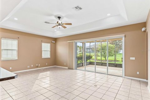 House in Summerfield, Florida 3 bedrooms, 167.5 sq.m. № 2413502 - photo 13
