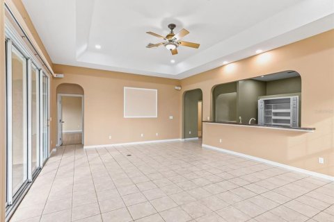 House in Summerfield, Florida 3 bedrooms, 167.5 sq.m. № 2413502 - photo 16