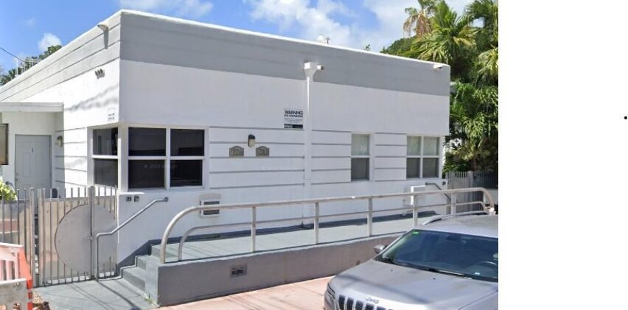 Propiedad comercial en Miami Beach, Florida 145.67 m2 № 1045350