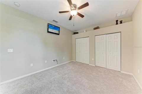 House in Parrish, Florida 4 bedrooms, 268.49 sq.m. № 1777081 - photo 28