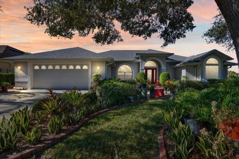 House in Palm Coast, Florida 4 bedrooms, 204.38 sq.m. № 1900011 - photo 4