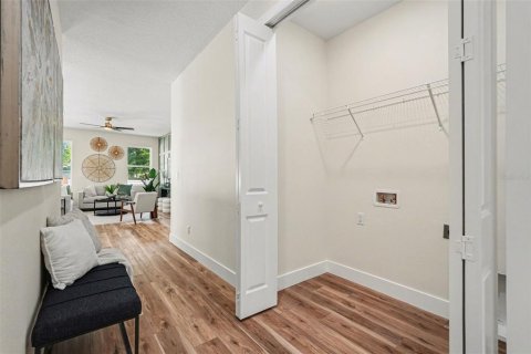 Casa en venta en Tampa, Florida, 4 dormitorios, 192.21 m2 № 2196441 - foto 12