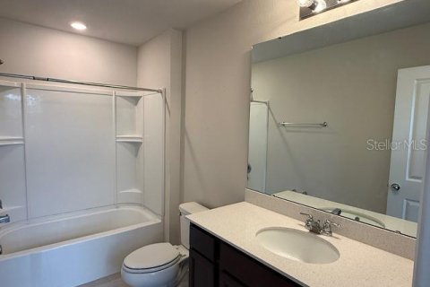 Casa en venta en Wesley Chapel, Florida, 5 dormitorios, 242.94 m2 № 2239317 - foto 16