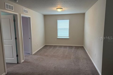 Casa en venta en Wesley Chapel, Florida, 5 dormitorios, 242.94 m2 № 2239317 - foto 18