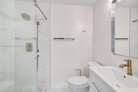 Townhouse in Fort Lauderdale, Florida 3 bedrooms, 170.01 sq.m. № 1893238 - photo 21