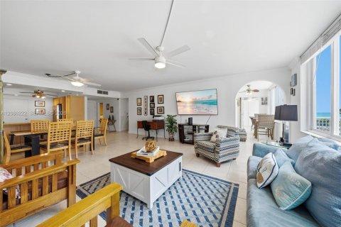 Copropriété à louer à Miami Beach, Floride: 2 chambres, 132.85 m2 № 2367860 - photo 5