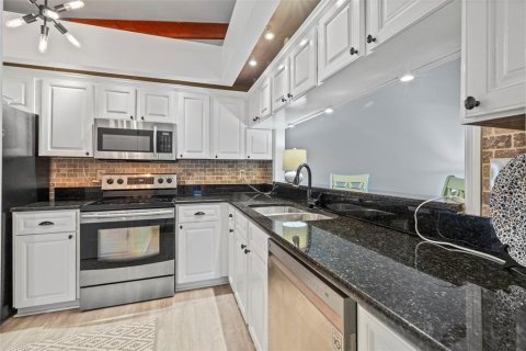 Adosado en venta en Palm Harbor, Florida, 2 dormitorios, 125.7 m2 № 1721507 - foto 29