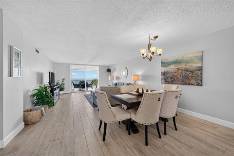 Condo in Longboat Key, Florida, 2 bedrooms  № 2266566 - photo 15