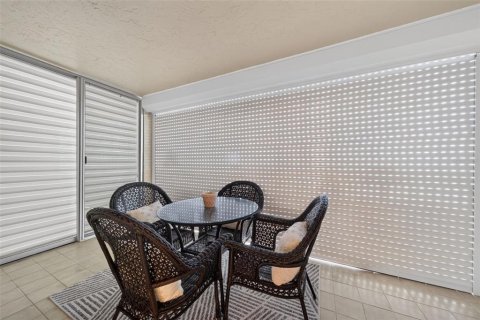 Condo in Longboat Key, Florida, 2 bedrooms  № 2266566 - photo 23