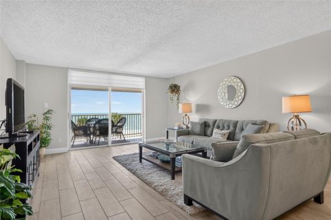 Condo in Longboat Key, Florida, 2 bedrooms  № 2266566 - photo 17