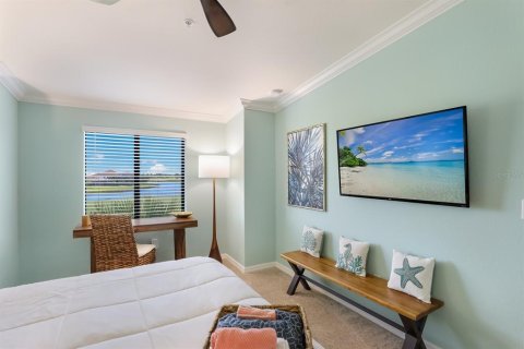 Condo in Bradenton, Florida, 2 bedrooms in LAKEWOOD NATIONAL  № 1688272 - photo 16