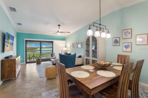 Condo in Bradenton, Florida, 2 bedrooms in LAKEWOOD NATIONAL  № 1688272 - photo 9