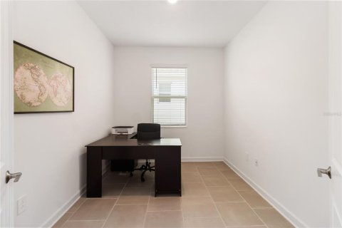 Casa en venta en Davenport, Florida, 4 dormitorios, 195.84 m2 № 2303030 - foto 10