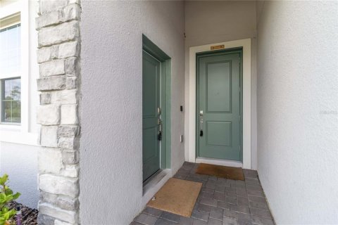 Casa en venta en Davenport, Florida, 4 dormitorios, 195.84 m2 № 2303030 - foto 2