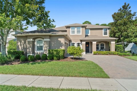 House in Winter Garden, Florida 4 bedrooms, 383.31 sq.m. № 1914850 - photo 1