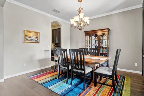 House in Winter Garden, Florida 4 bedrooms, 383.31 sq.m. № 1914850 - photo 8