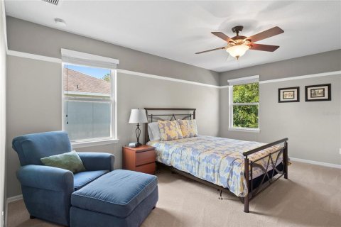 House in Winter Garden, Florida 4 bedrooms, 383.31 sq.m. № 1914850 - photo 25
