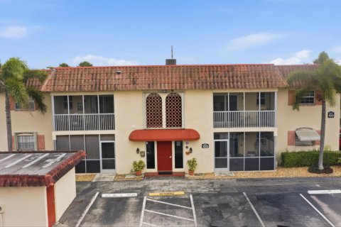 Condominio en venta en Pompano Beach, Florida, 1 dormitorio, 69.68 m2 № 2246306 - foto 26