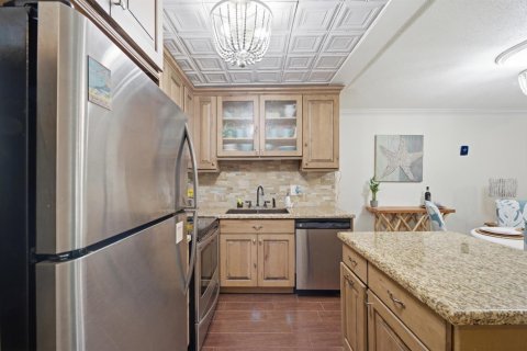 Condominio en venta en Pompano Beach, Florida, 1 dormitorio, 69.68 m2 № 2246306 - foto 4