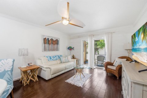 Condominio en venta en Pompano Beach, Florida, 1 dormitorio, 69.68 m2 № 2246306 - foto 10